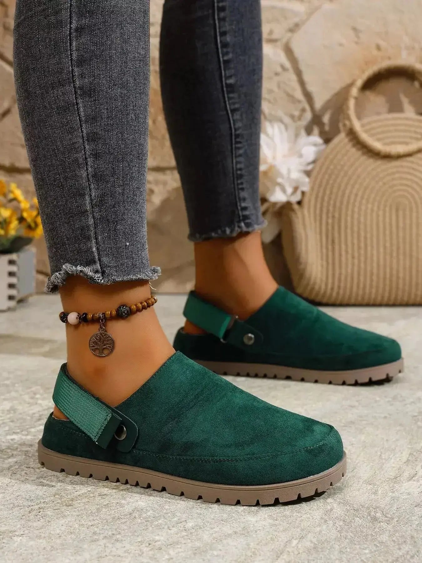 Round Toe Flats Slip-Ons - DaisyDrop 