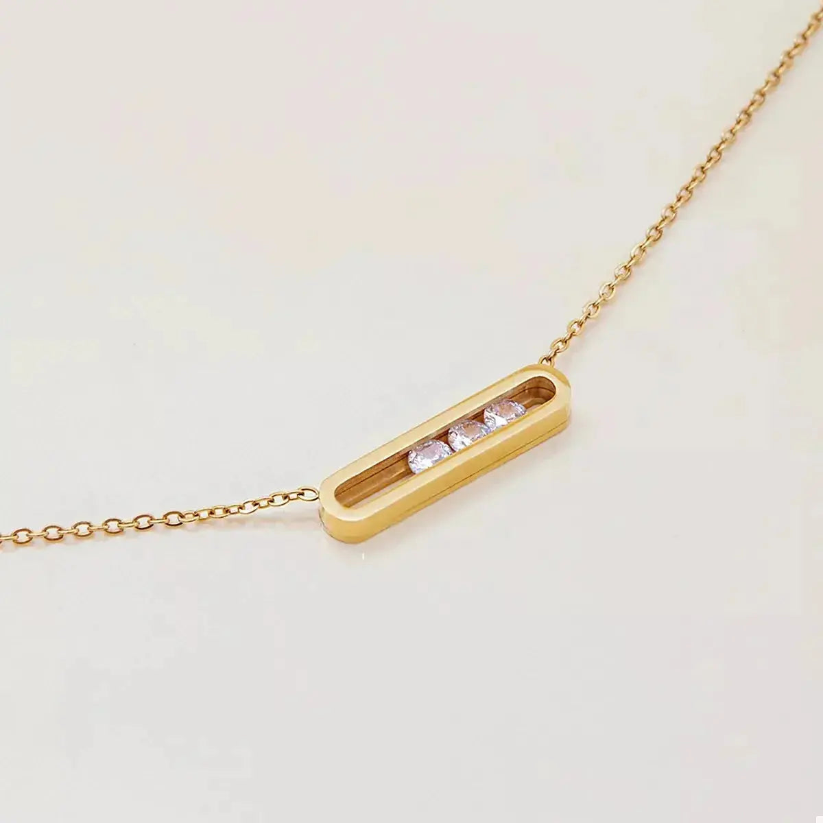 18K Gold-Plated Pendant Necklace - DaisyDrop 