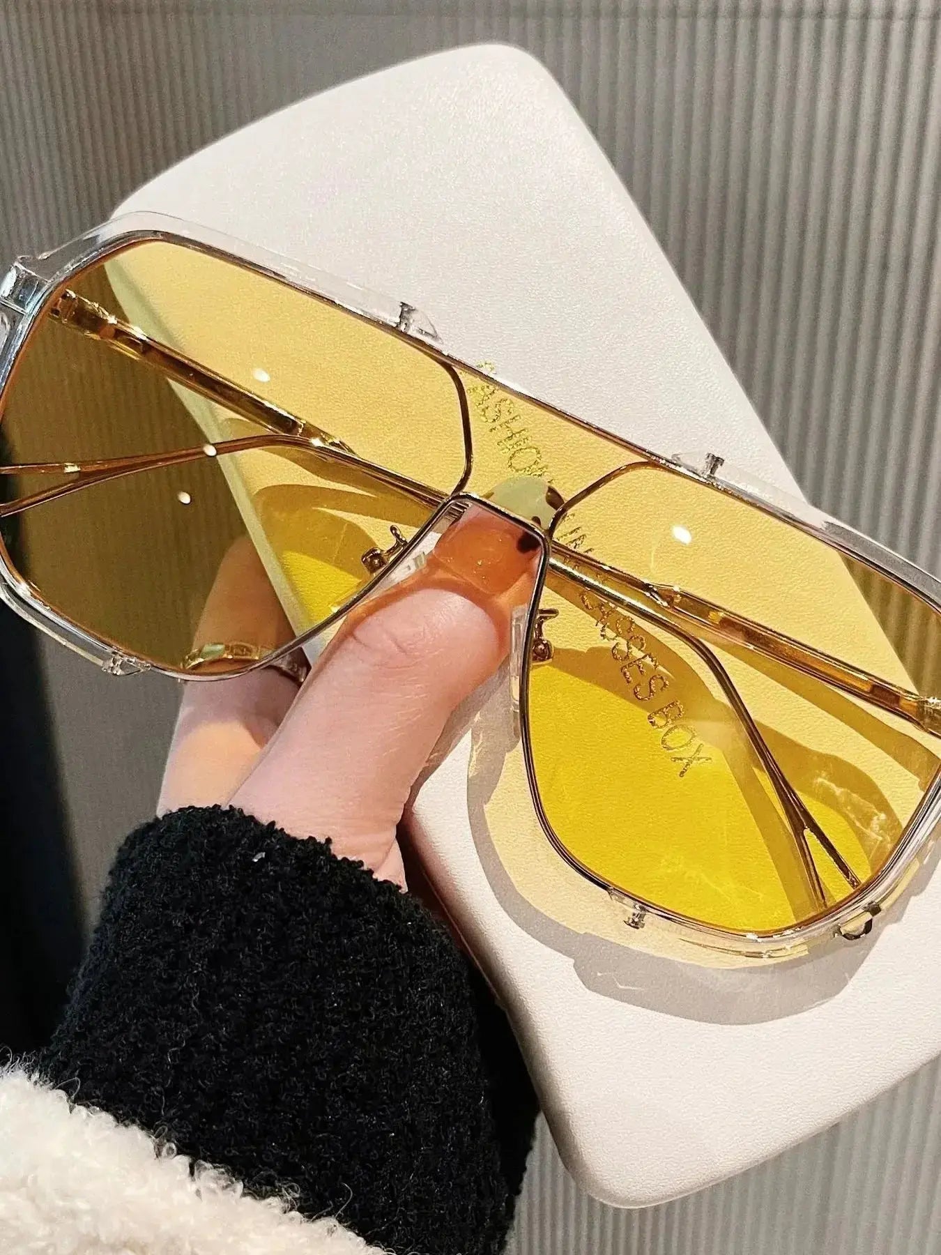UV Protection Oversized Sunglasses - DaisyDrop 