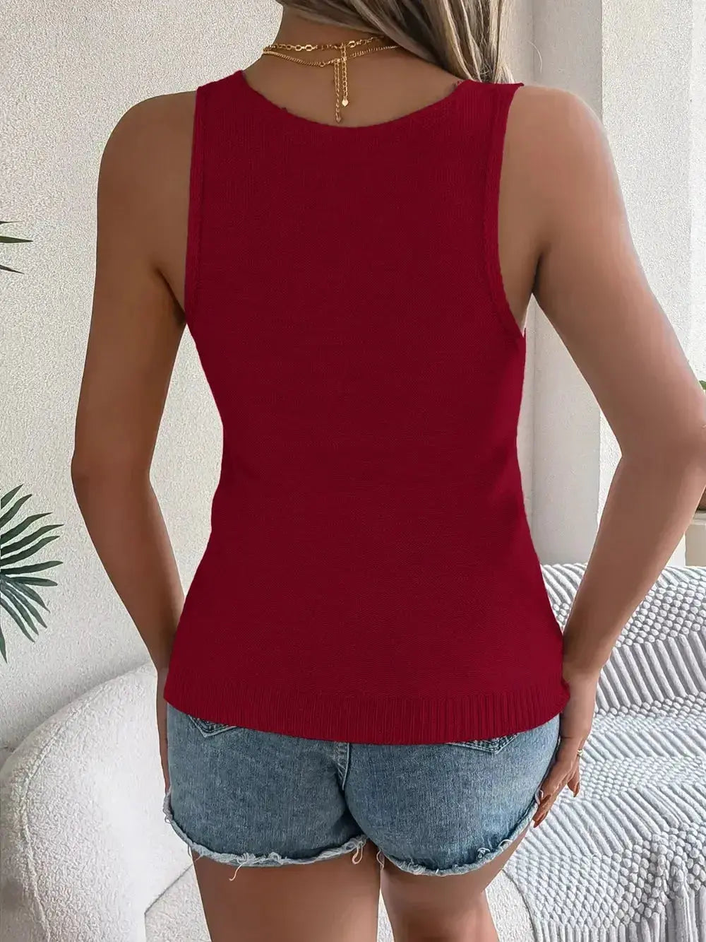 Eyelet V-Neck Tank - DaisyDrop 