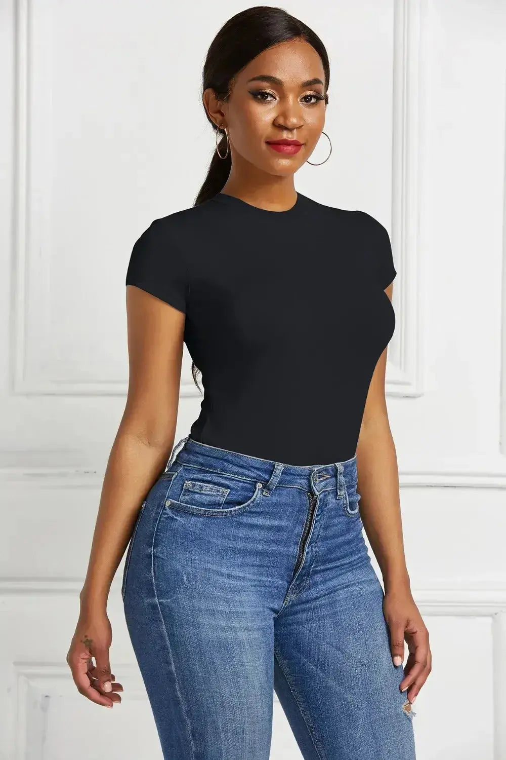 Round Neck Short Sleeve Bodysuit - DaisyDrop 