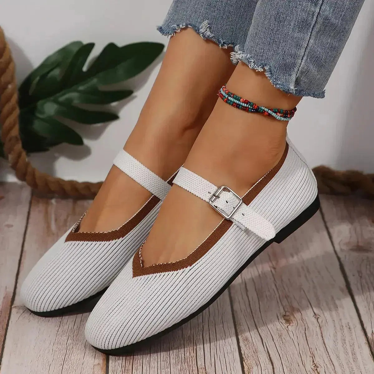 Round Toe Mesh Slip-Ons - DaisyDrop 