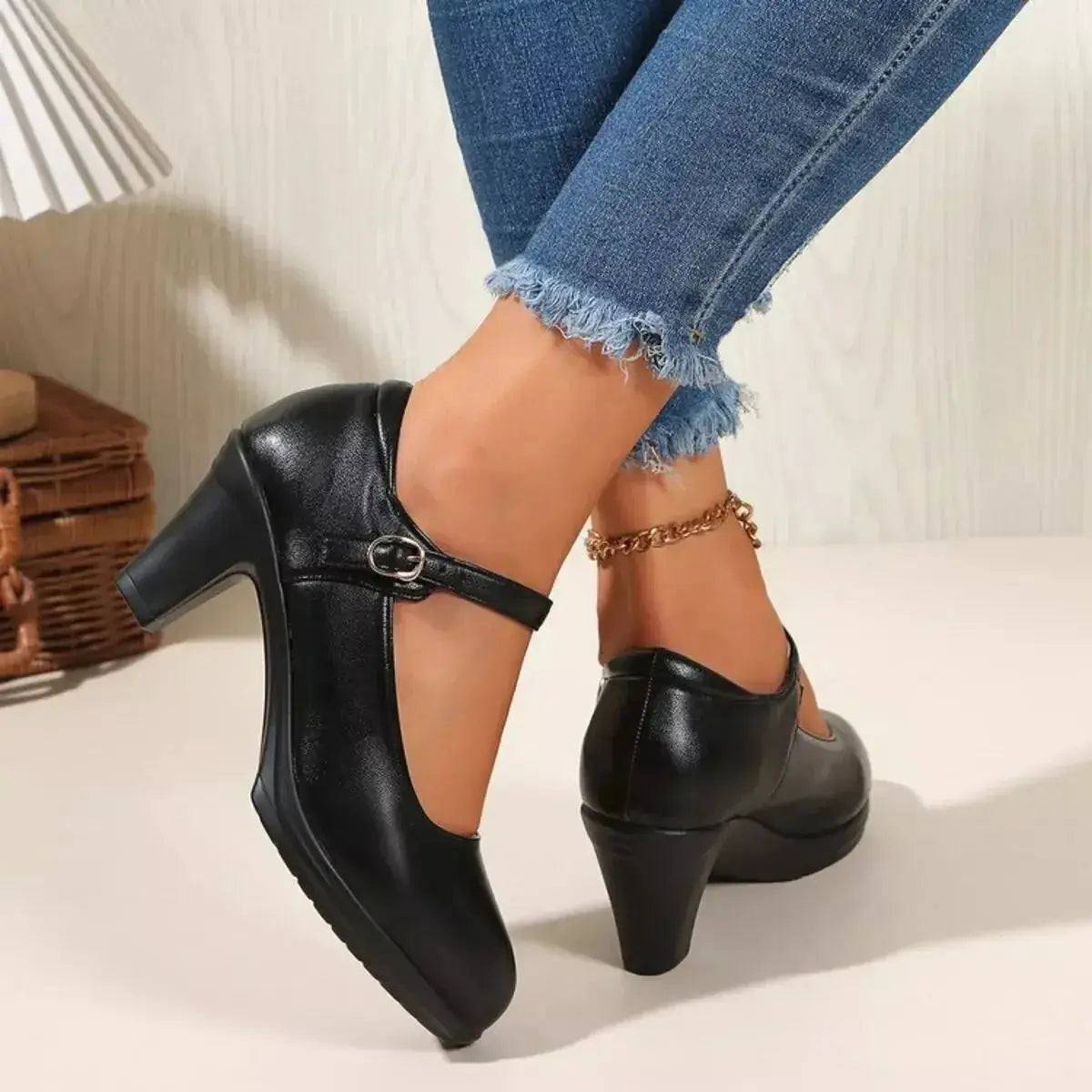 Buckle Block Heels Pumps - DaisyDrop 