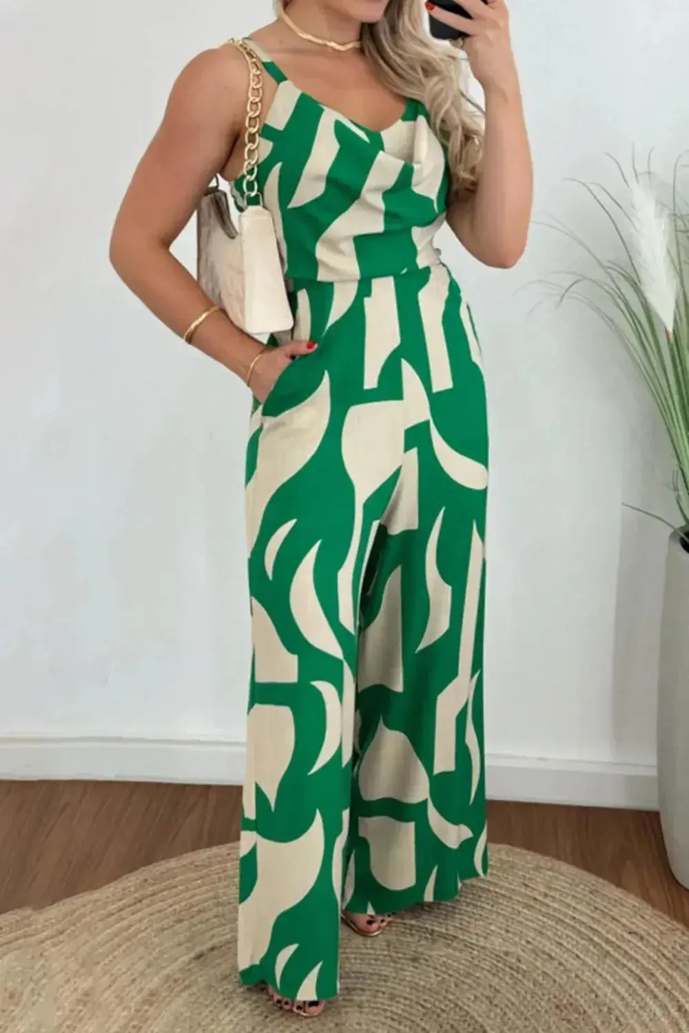 Two-Tone Spaghetti Strap Wide Leg Jumpsuit - DaisyDrop 