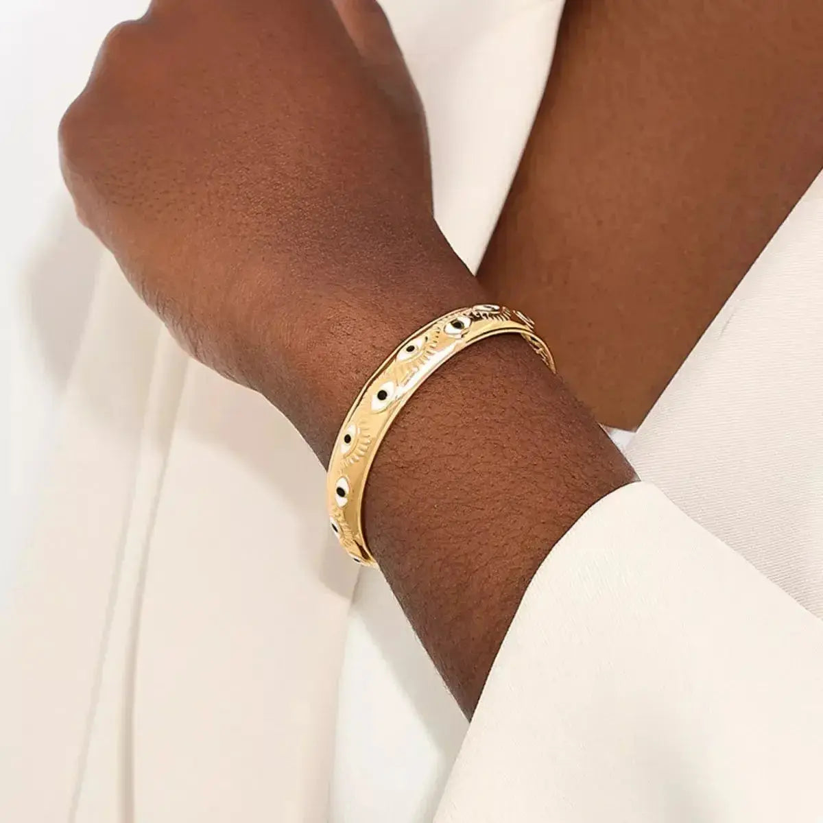 Evil Eye Open Bangle Bracelet - DaisyDrop 