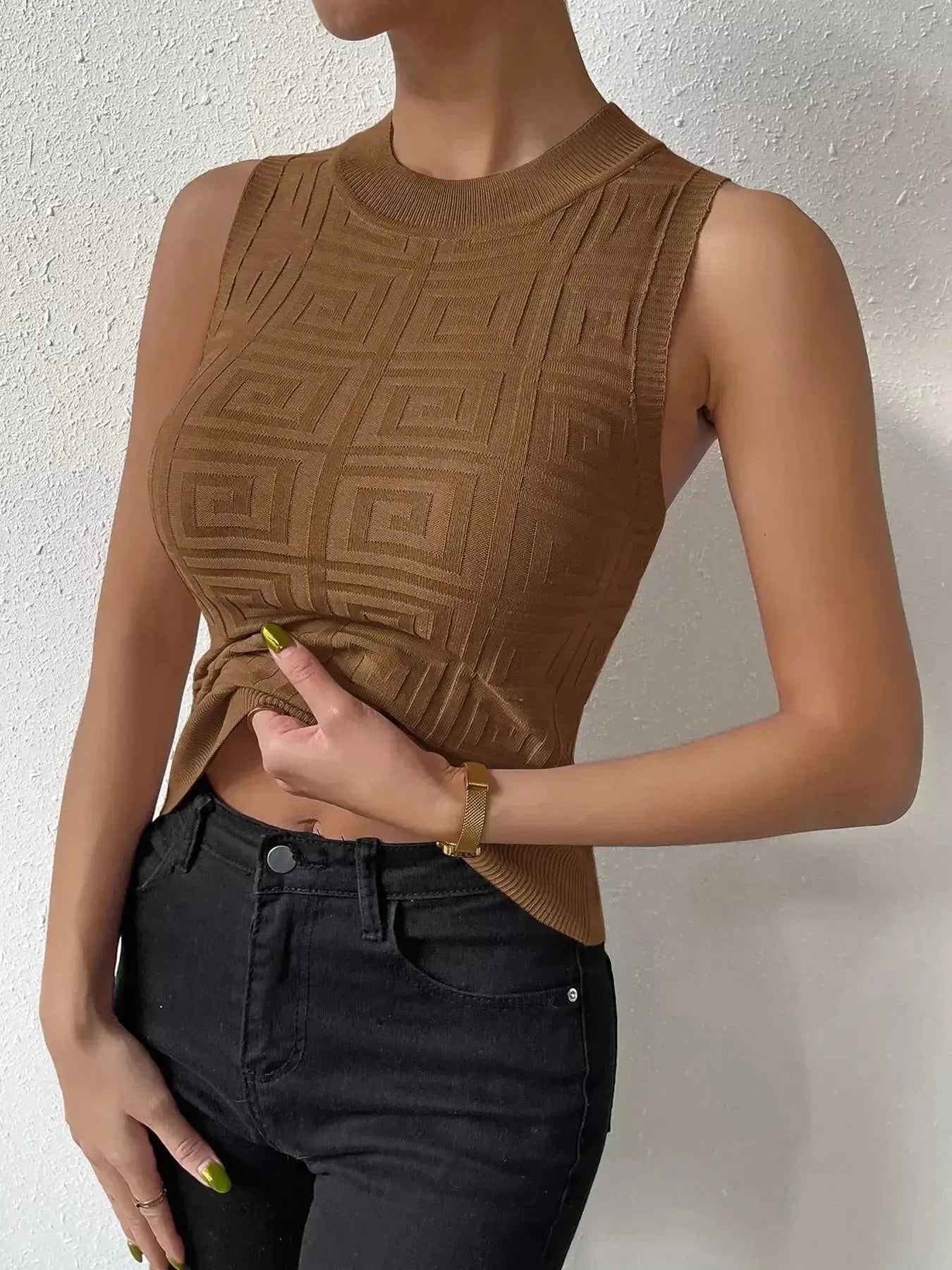 Geometric Pattern Knit Tank - DaisyDrop 