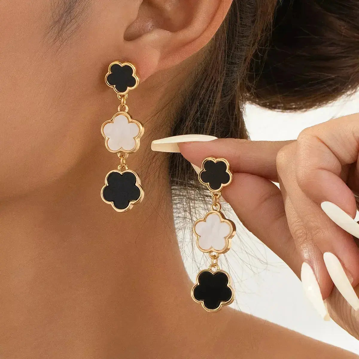 18K Gold-Plated Clover Drop Earrings - DaisyDrop 