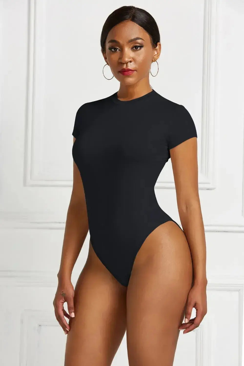 Round Neck Short Sleeve Bodysuit - DaisyDrop 