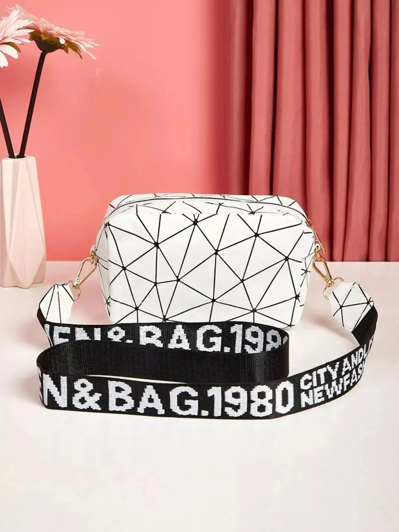 Geometric Pattern Crossbody Bag - DaisyDrop 