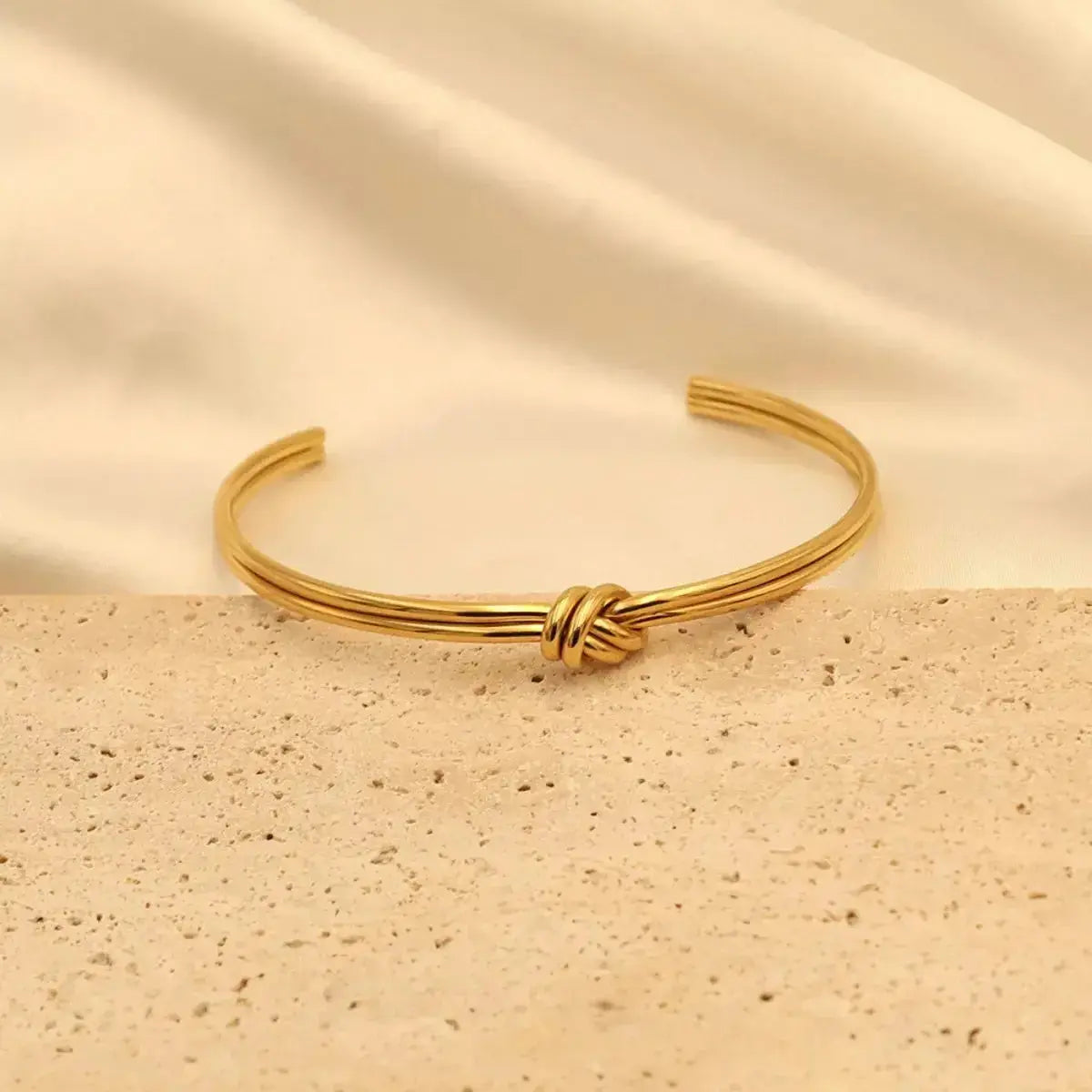 18K Gold-Plated Knot Open Bracelet - DaisyDrop 