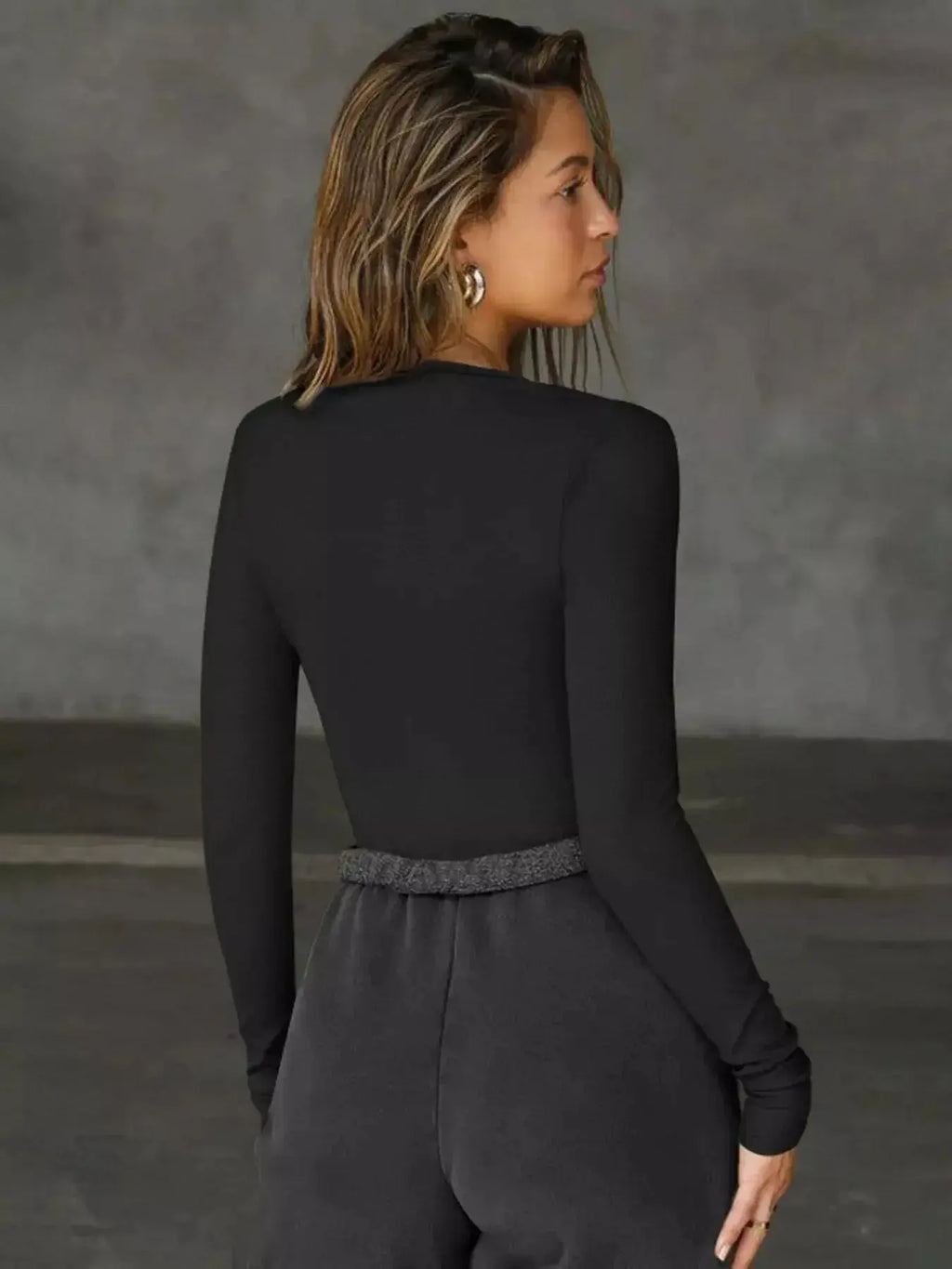 Deep V-Neck Long Sleeve Top - DaisyDrop 