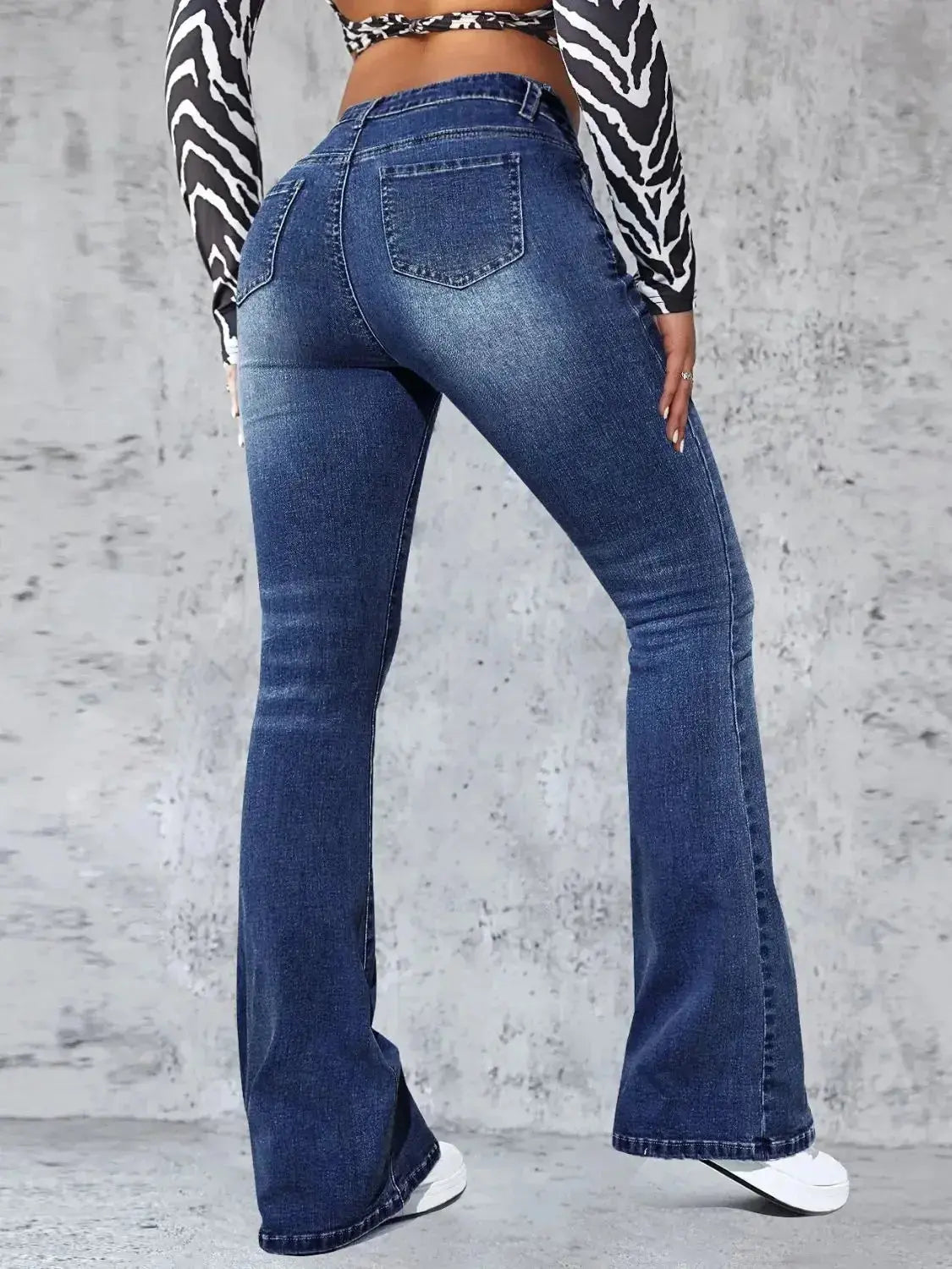 High Rise Jeans with Pockets - DaisyDrop 