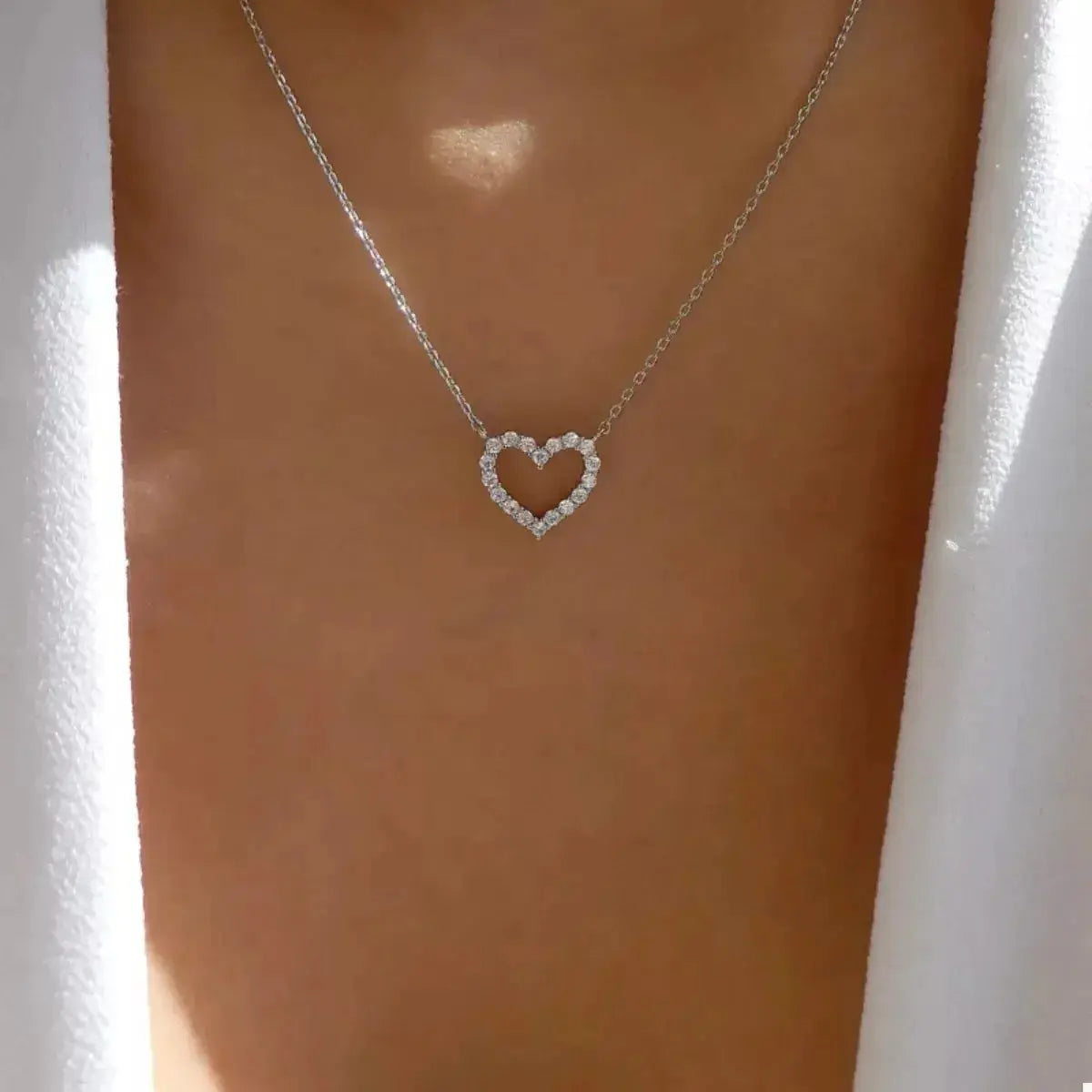 18K Gold-Plated Heart Necklace - DaisyDrop 
