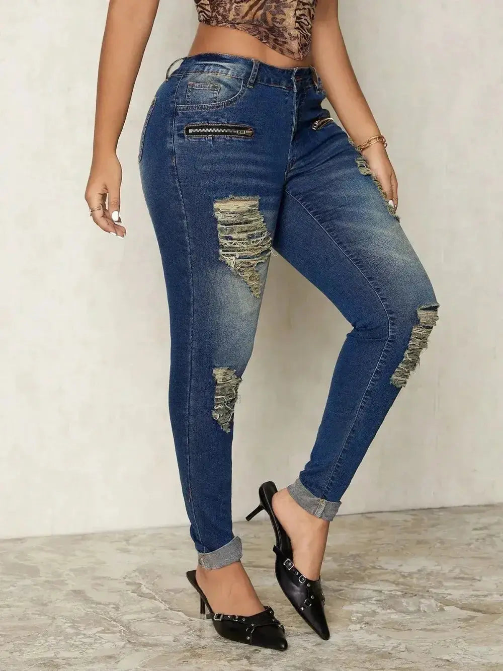 Distressed Skinny Jeans - DaisyDrop 