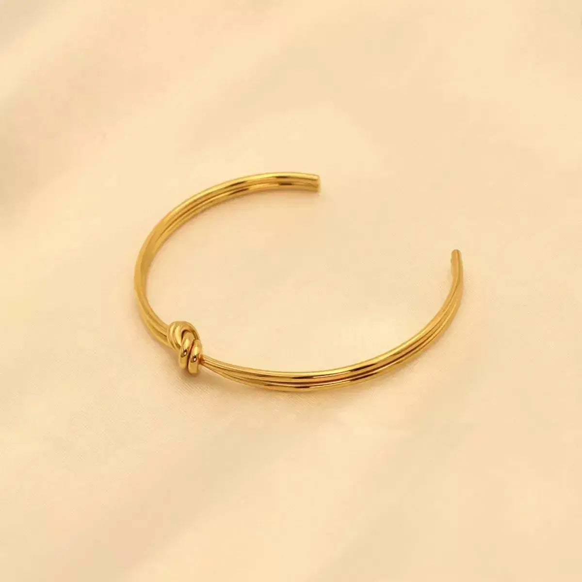 18K Gold-Plated Knot Open Bracelet - DaisyDrop 