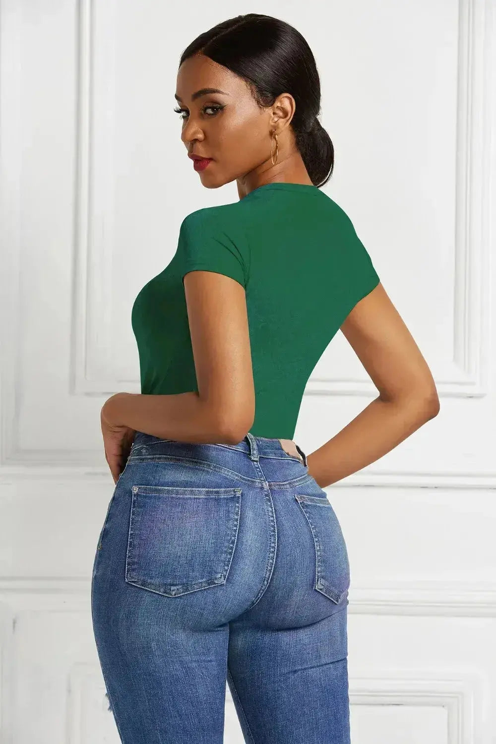 Round Neck Short Sleeve Bodysuit - DaisyDrop 