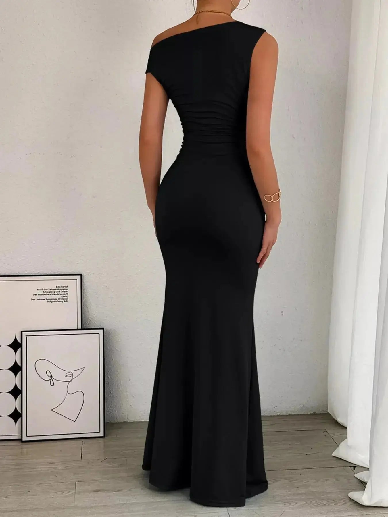 One-Shoulder Ruched Bodycon Maxi Dress - DaisyDrop 