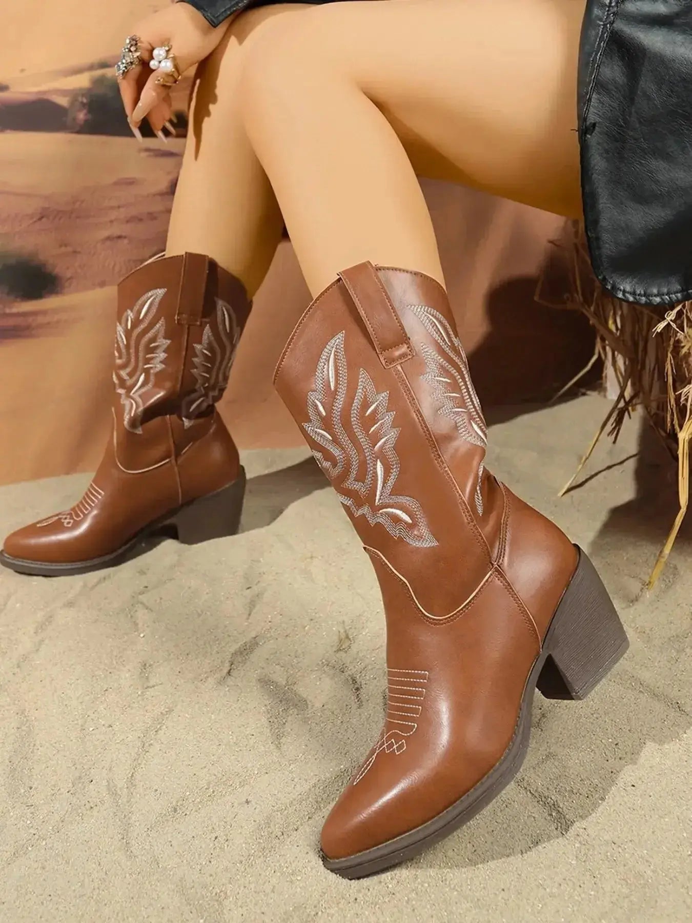 Point Toe Block Heel Boots - DaisyDrop 