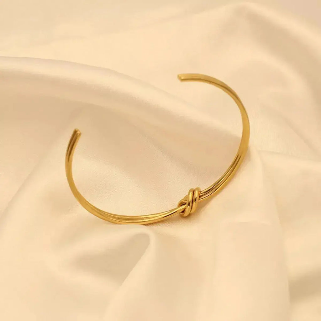 18K Gold-Plated Knot Open Bracelet - DaisyDrop 