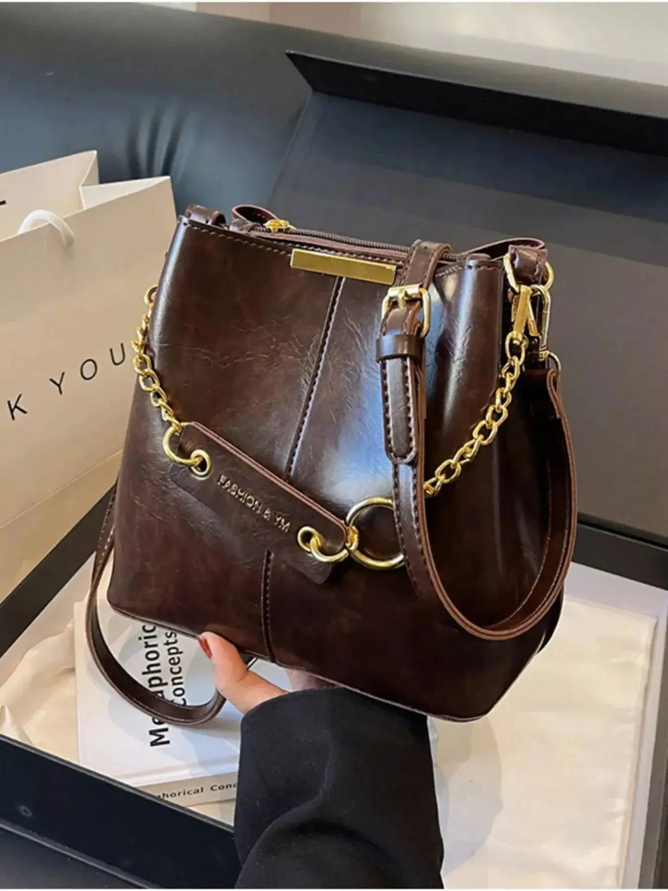 Chain Decor Crossbody Bag - DaisyDrop 