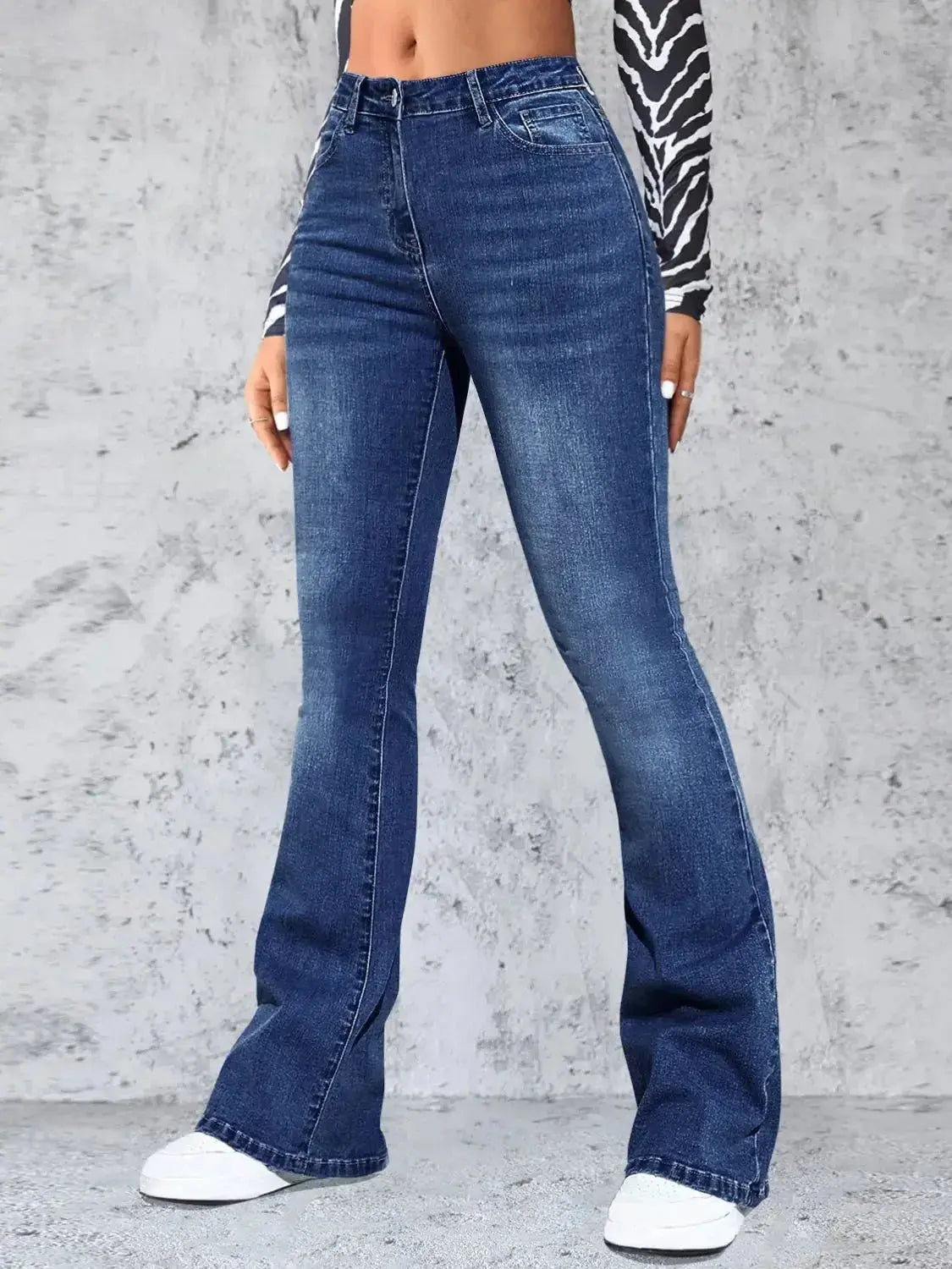 High Rise Jeans with Pockets - DaisyDrop 