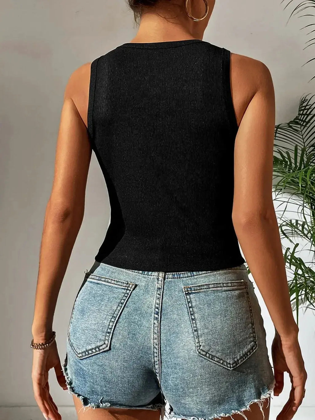 Ivy Lane Leopard Cutout Round Neck Tank - DaisyDrop 