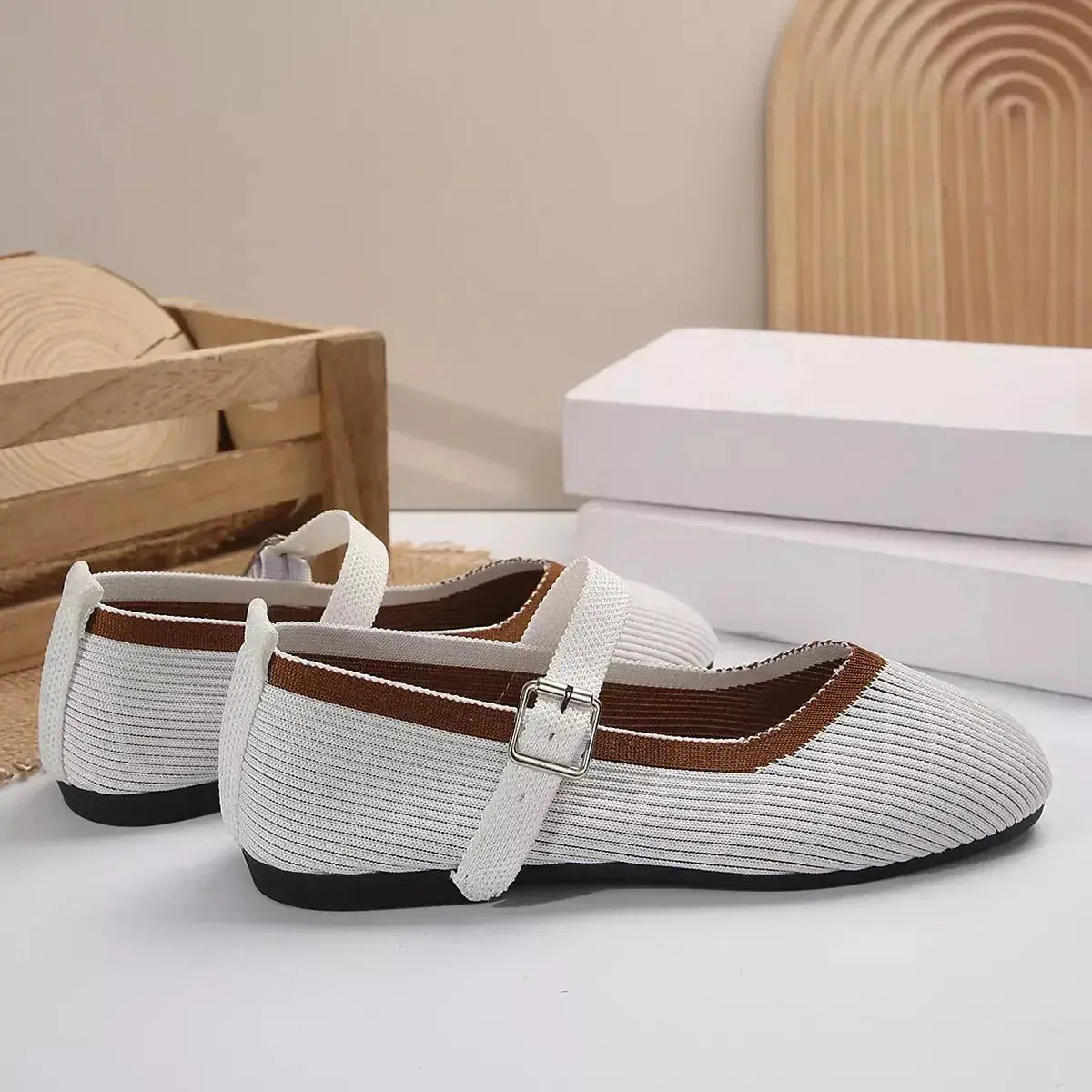 Round Toe Mesh Slip-Ons - DaisyDrop 