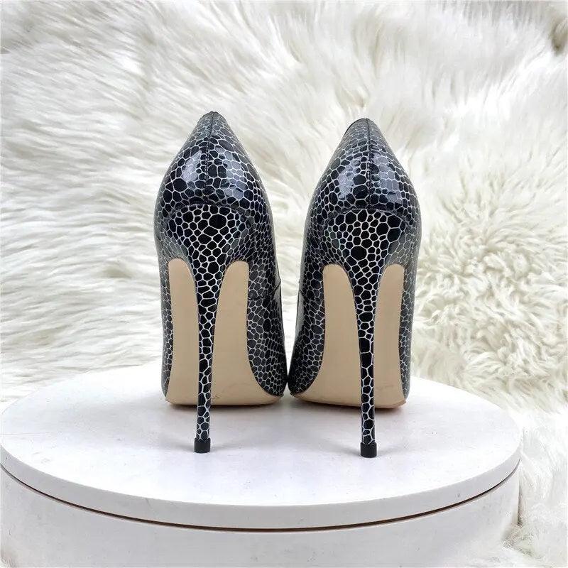 Tikicup Geometry Pattern Print Black Patent Pointy Toe eprolo