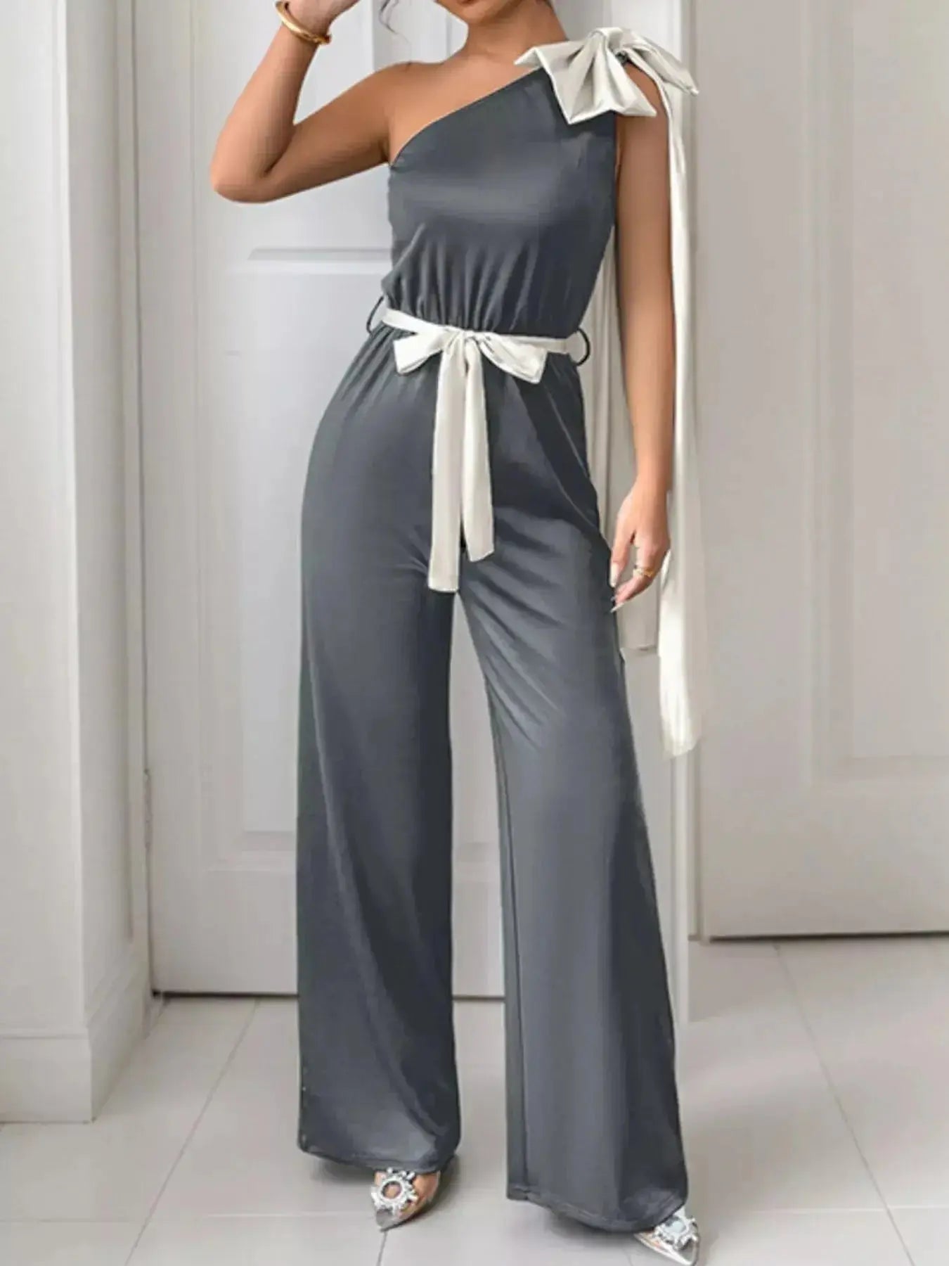 One-Shoulder Bowknot Wide Leg Jumpsuit - DaisyDrop 