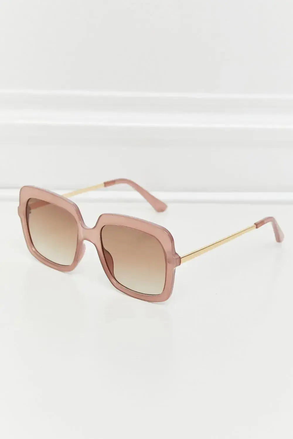Square Metal-Plastic Hybrid Temple Sunglasses - DaisyDrop 