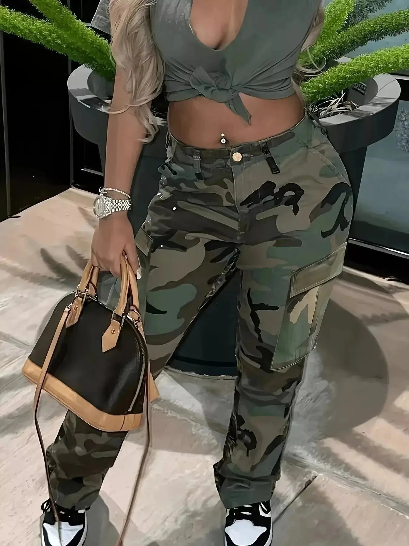 Camouflage Cargo Pants - DaisyDrop 