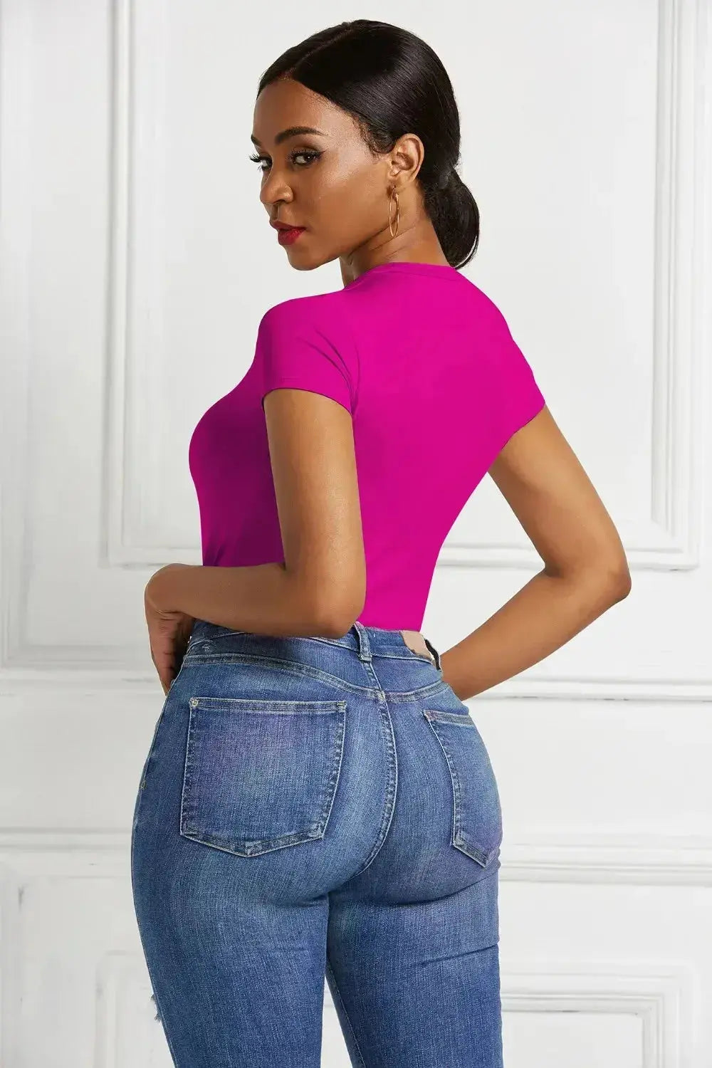 Round Neck Short Sleeve Bodysuit - DaisyDrop 