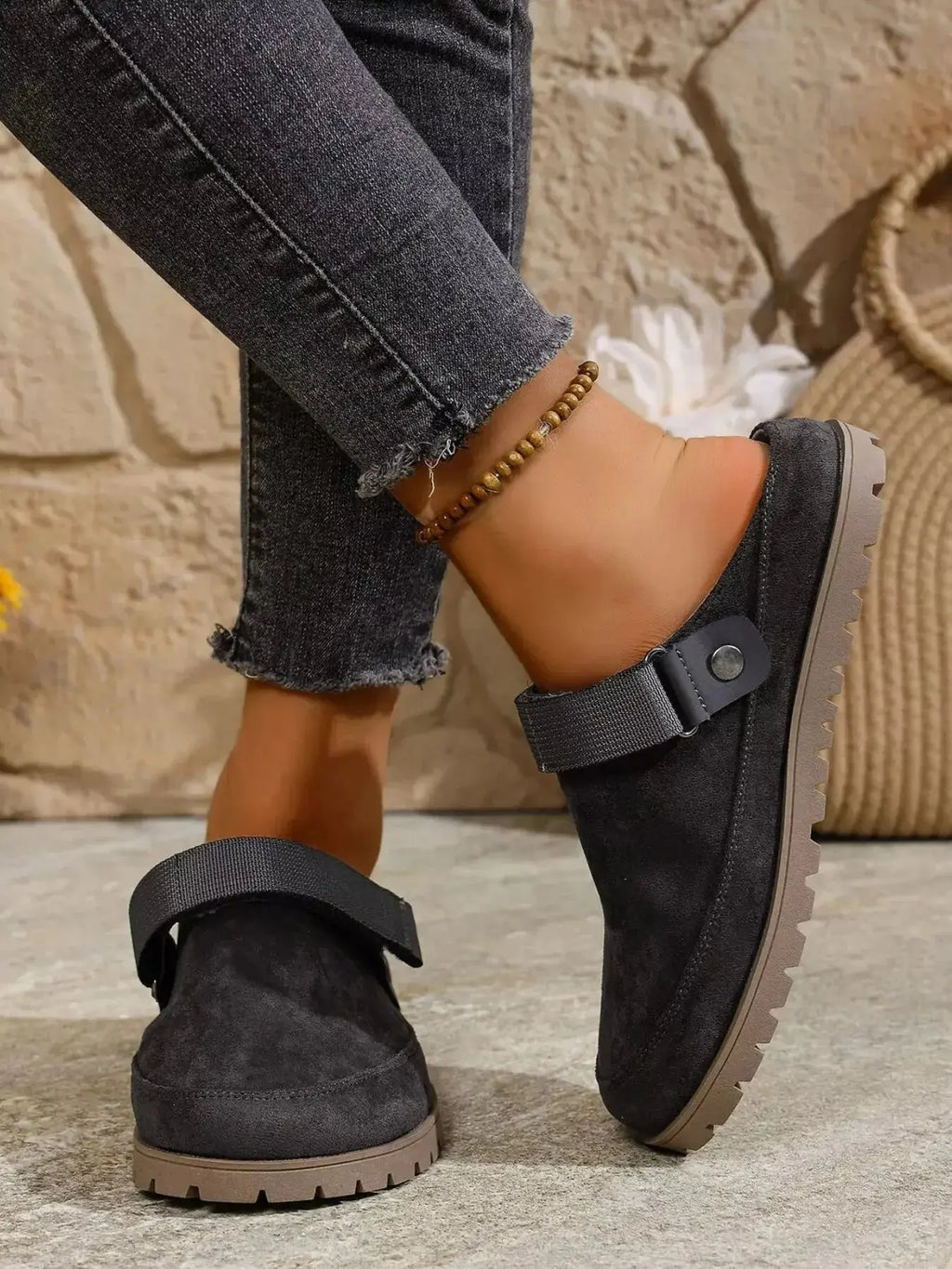 Round Toe Flats Slip-Ons - DaisyDrop 
