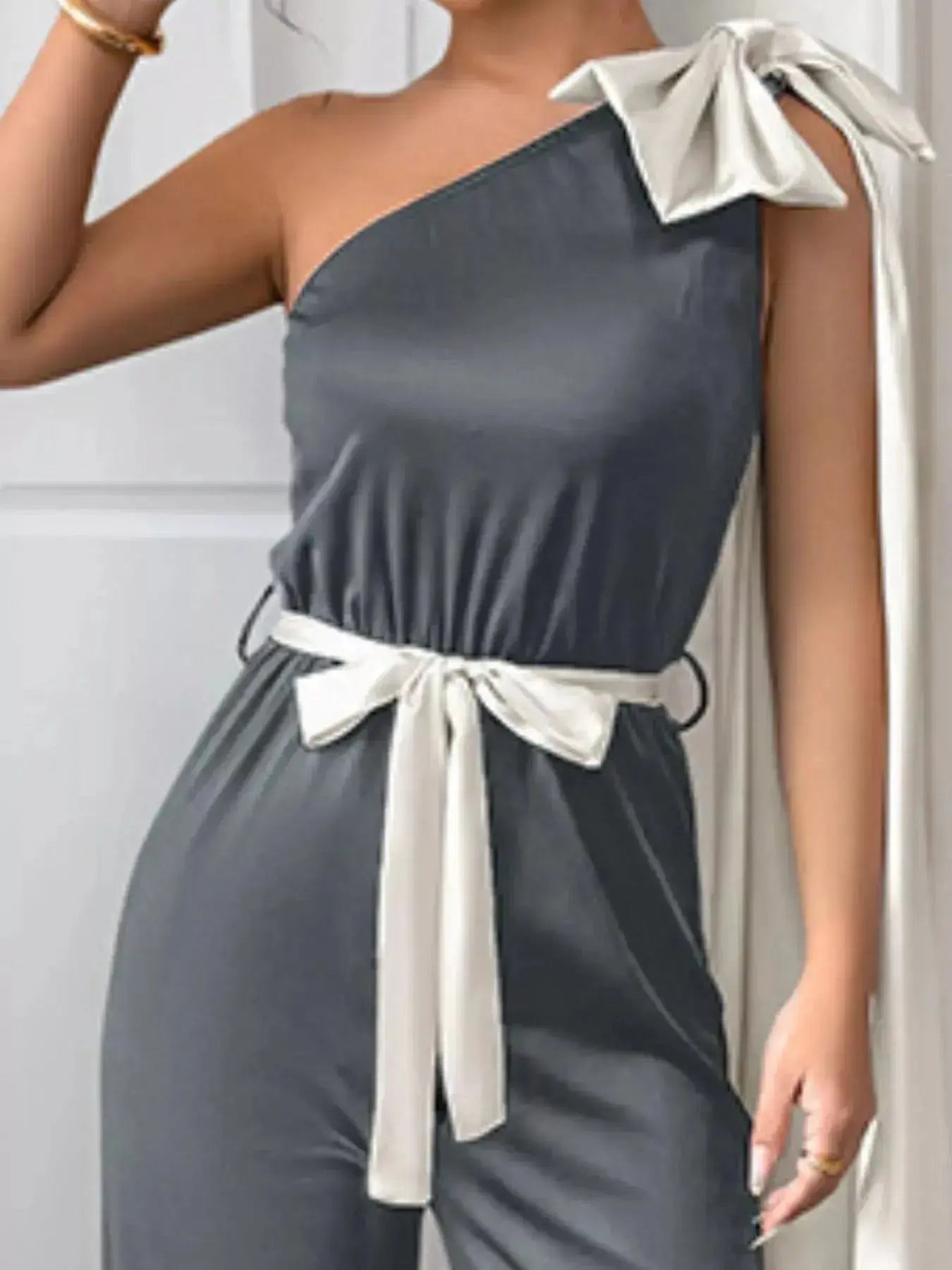 One-Shoulder Bowknot Wide Leg Jumpsuit - DaisyDrop 