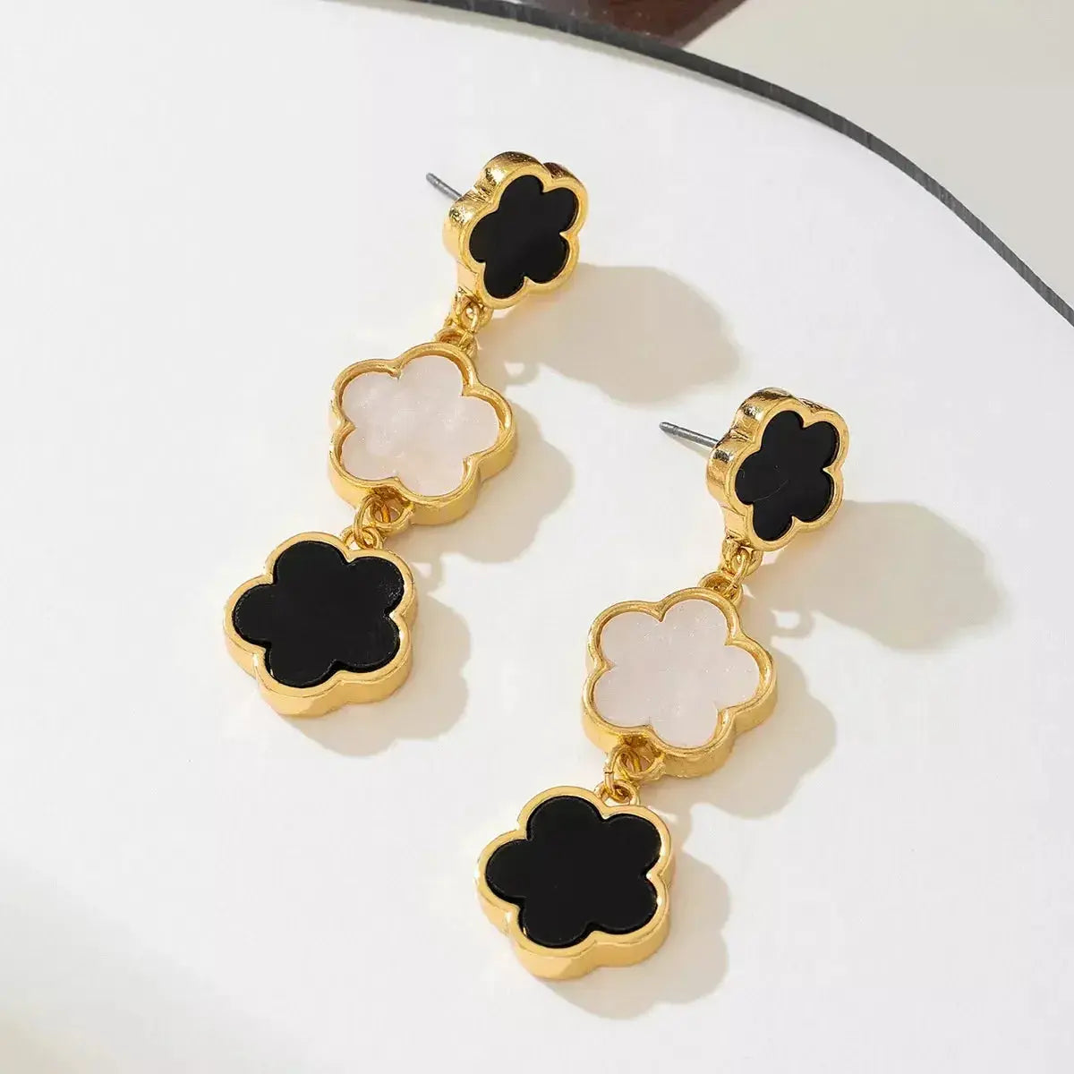 18K Gold-Plated Clover Drop Earrings - DaisyDrop 