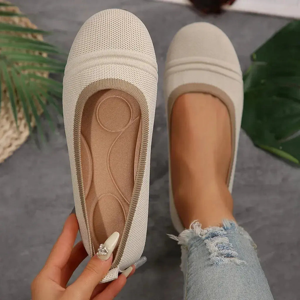 Round Toe Flat Slip-Ons - DaisyDrop 