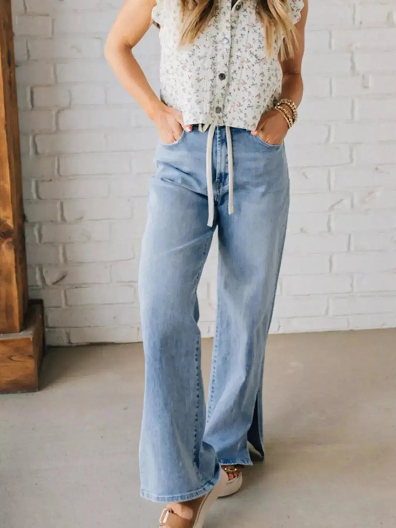 Slit Wide Leg Jeans - DaisyDrop 