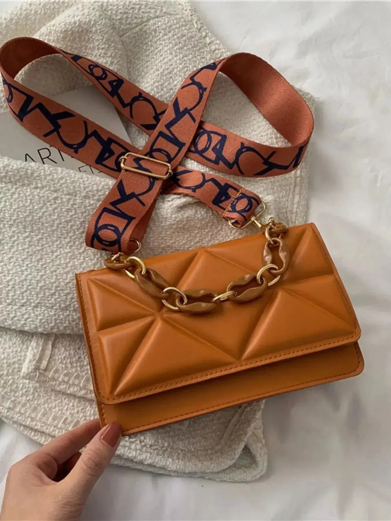 Quilted Adjustable Strap Crossbody Bag - DaisyDrop 