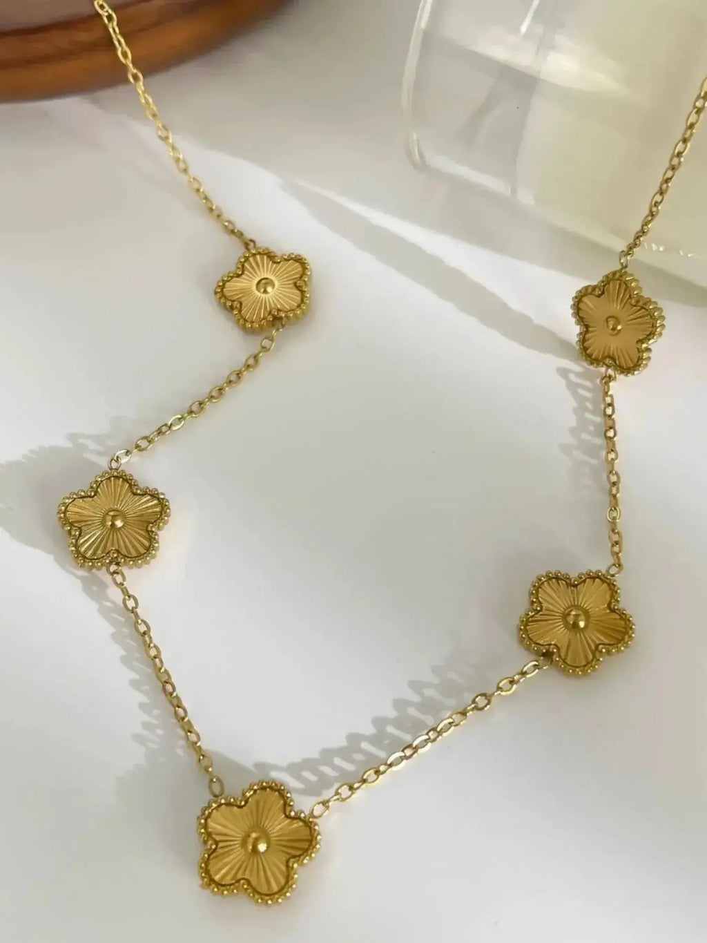 18K Gold-Plated Flower Chain Necklace - DaisyDrop 