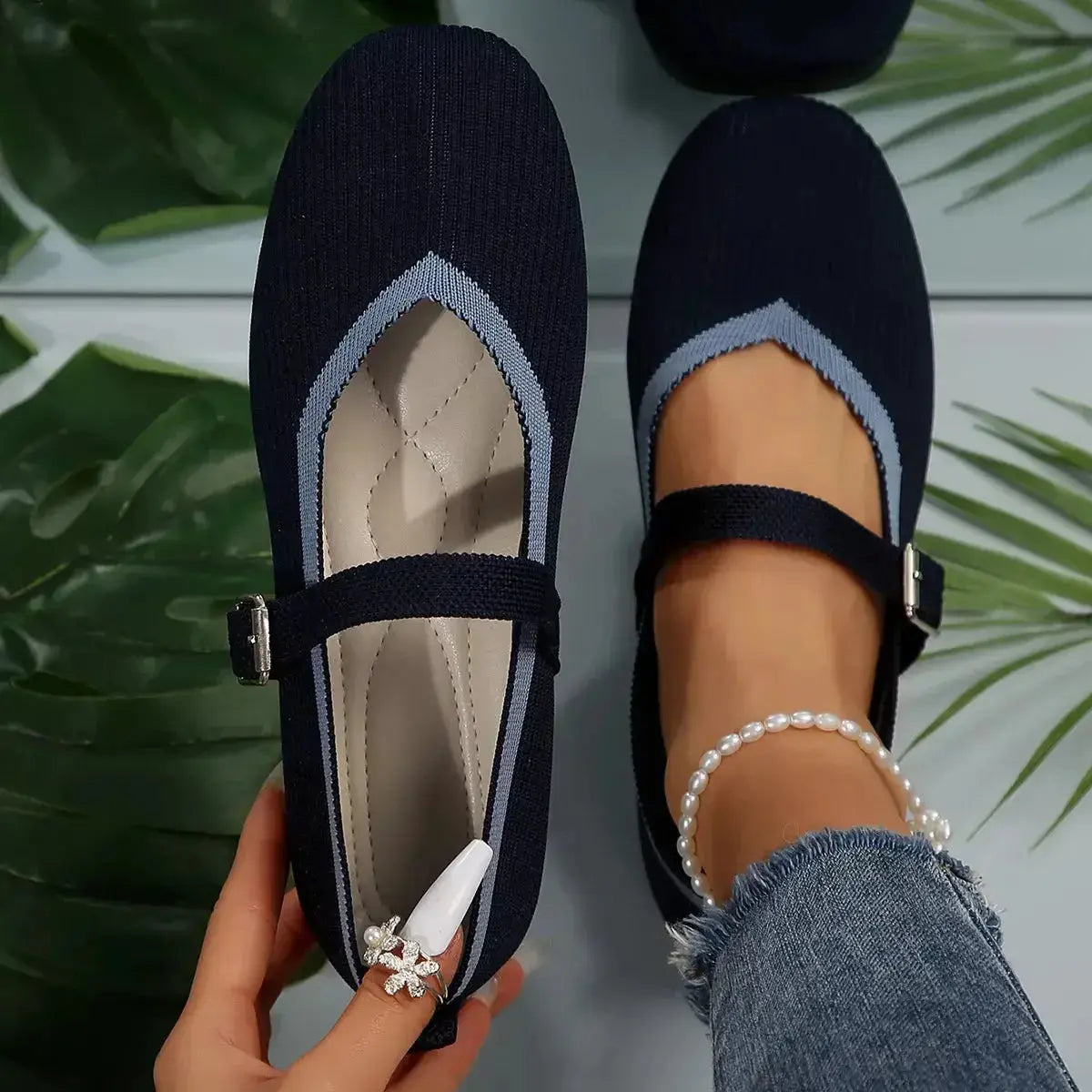 Round Toe Mesh Slip-Ons - DaisyDrop 