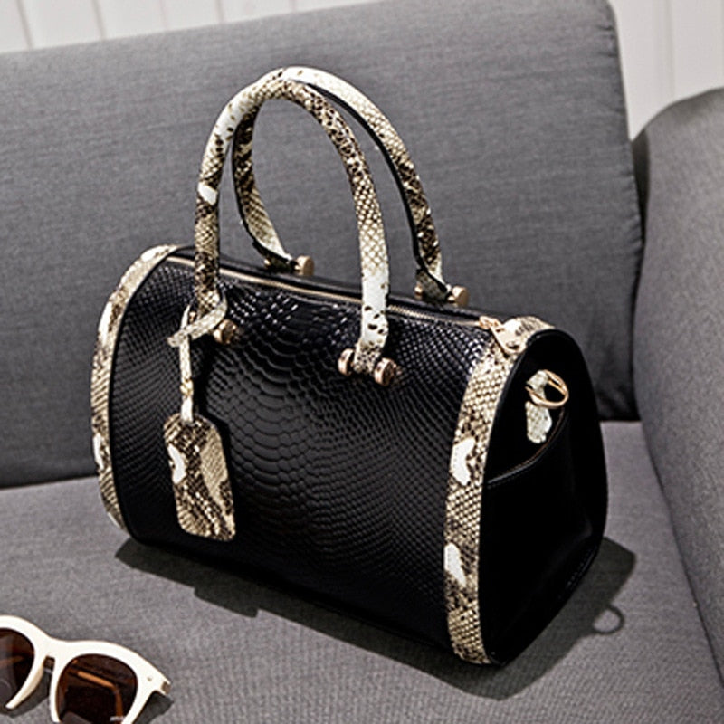 Super Quality Snake skin Leather Women Handbag