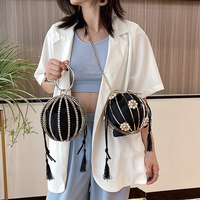 Luxurious Diamond Pearl Flower Metal Ball