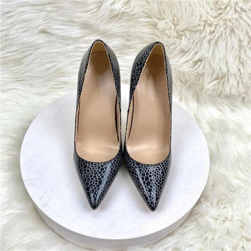 Tikicup Geometry Pattern Print Black Patent Pointy Toe eprolo