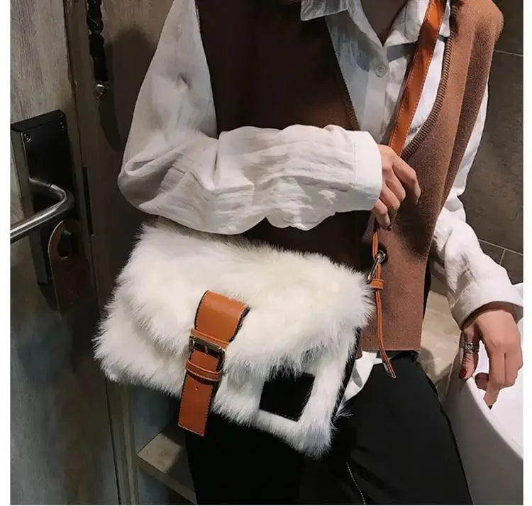 Plush Wide Crossbody Bag eprolo