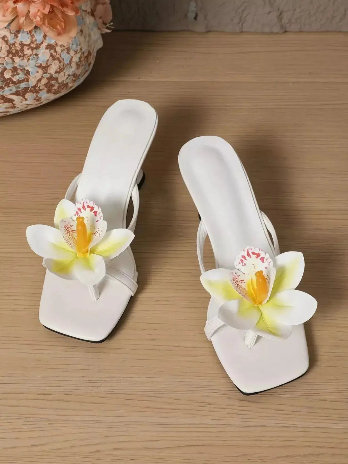 Flower Open Toe Flare Heels Sandals - DaisyDrop 