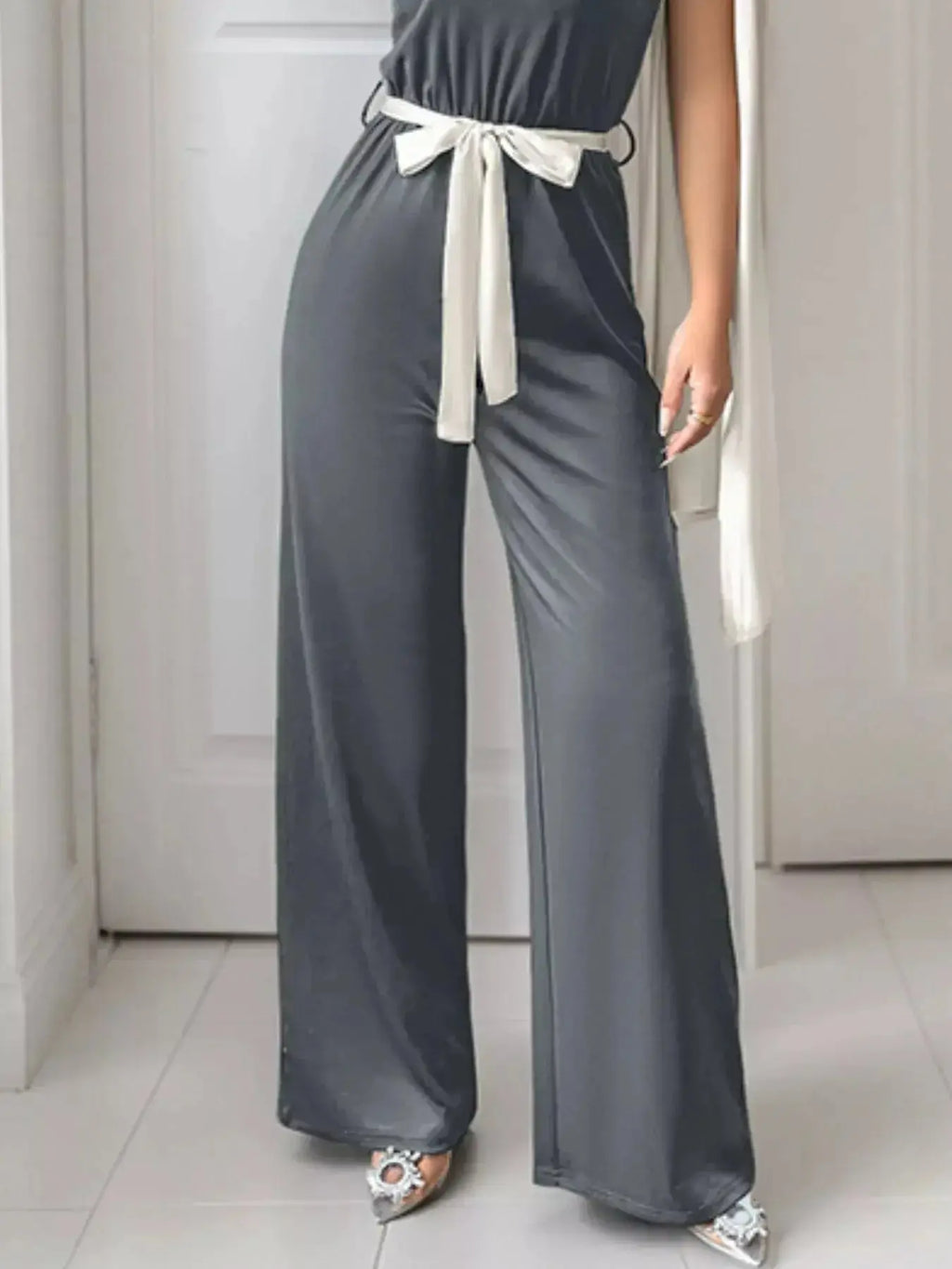 One-Shoulder Bowknot Wide Leg Jumpsuit - DaisyDrop 
