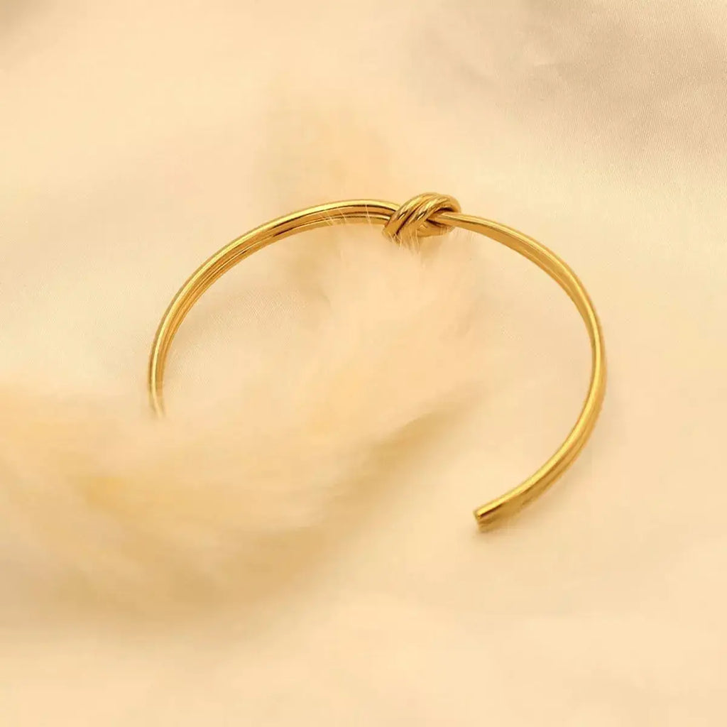 18K Gold-Plated Knot Open Bracelet - DaisyDrop 