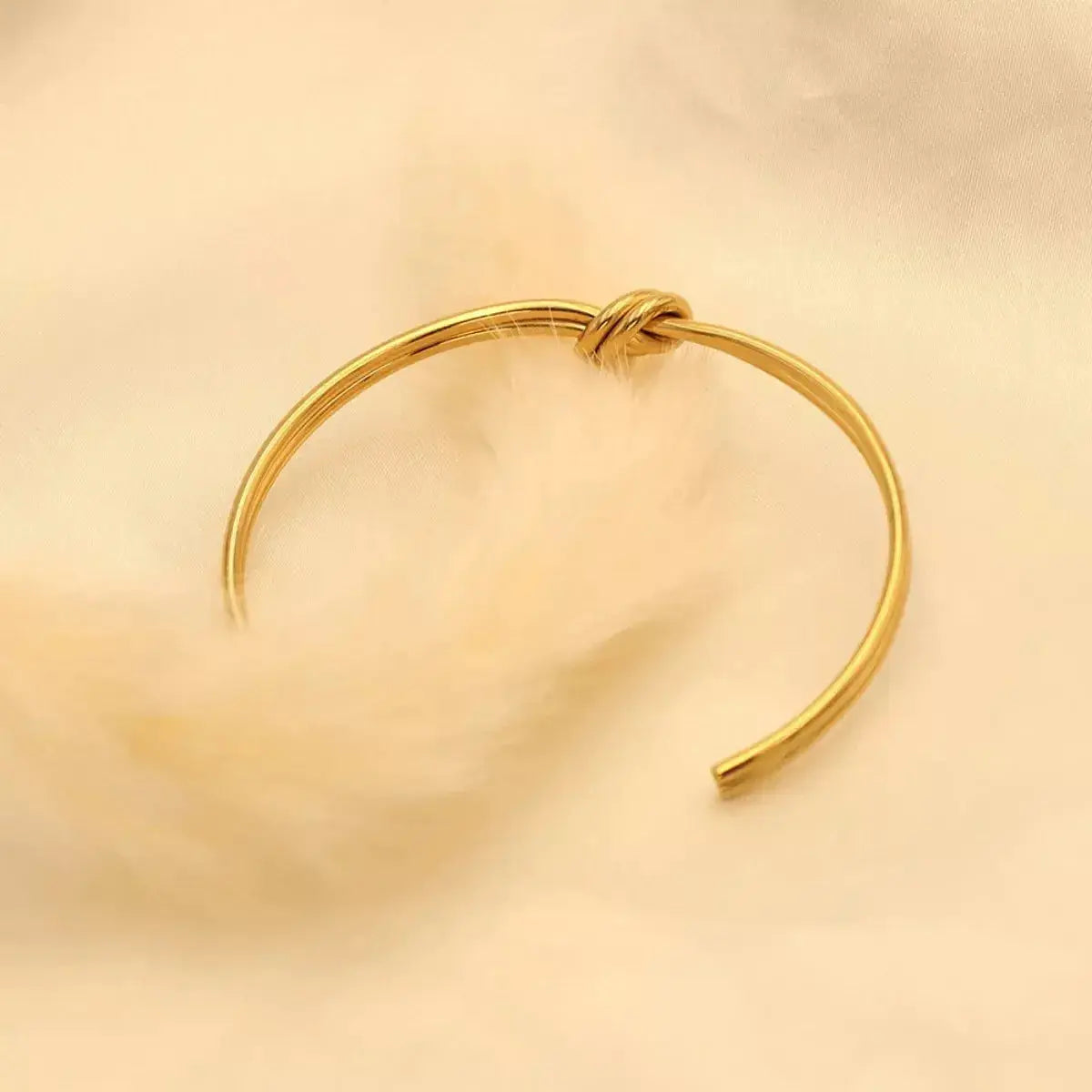 18K Gold-Plated Knot Open Bracelet - DaisyDrop 