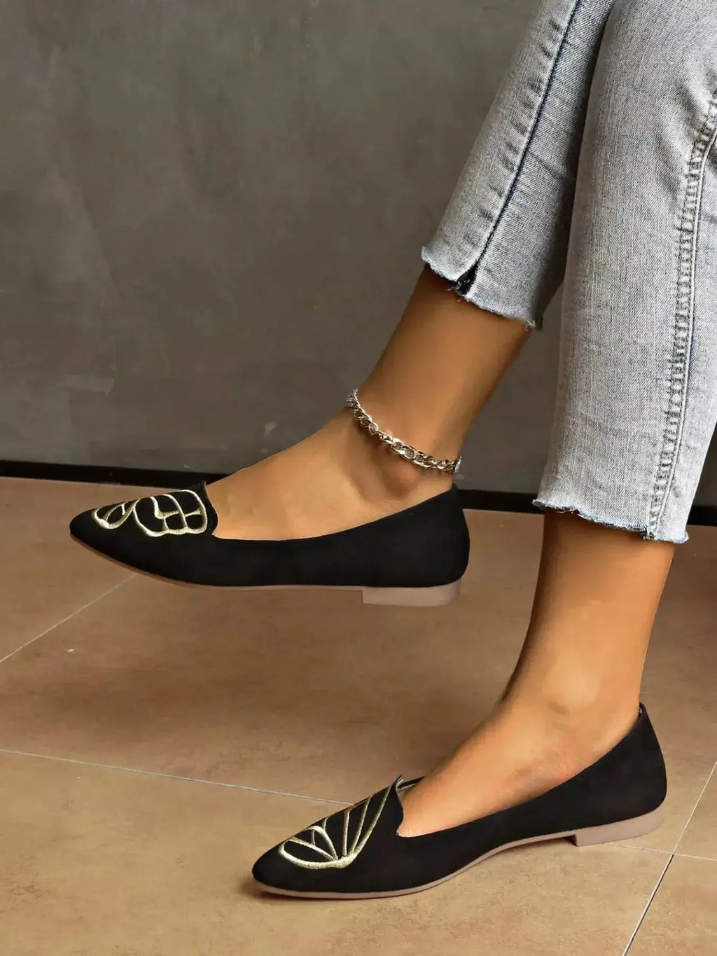 Point Toe Slip-Ons - DaisyDrop 