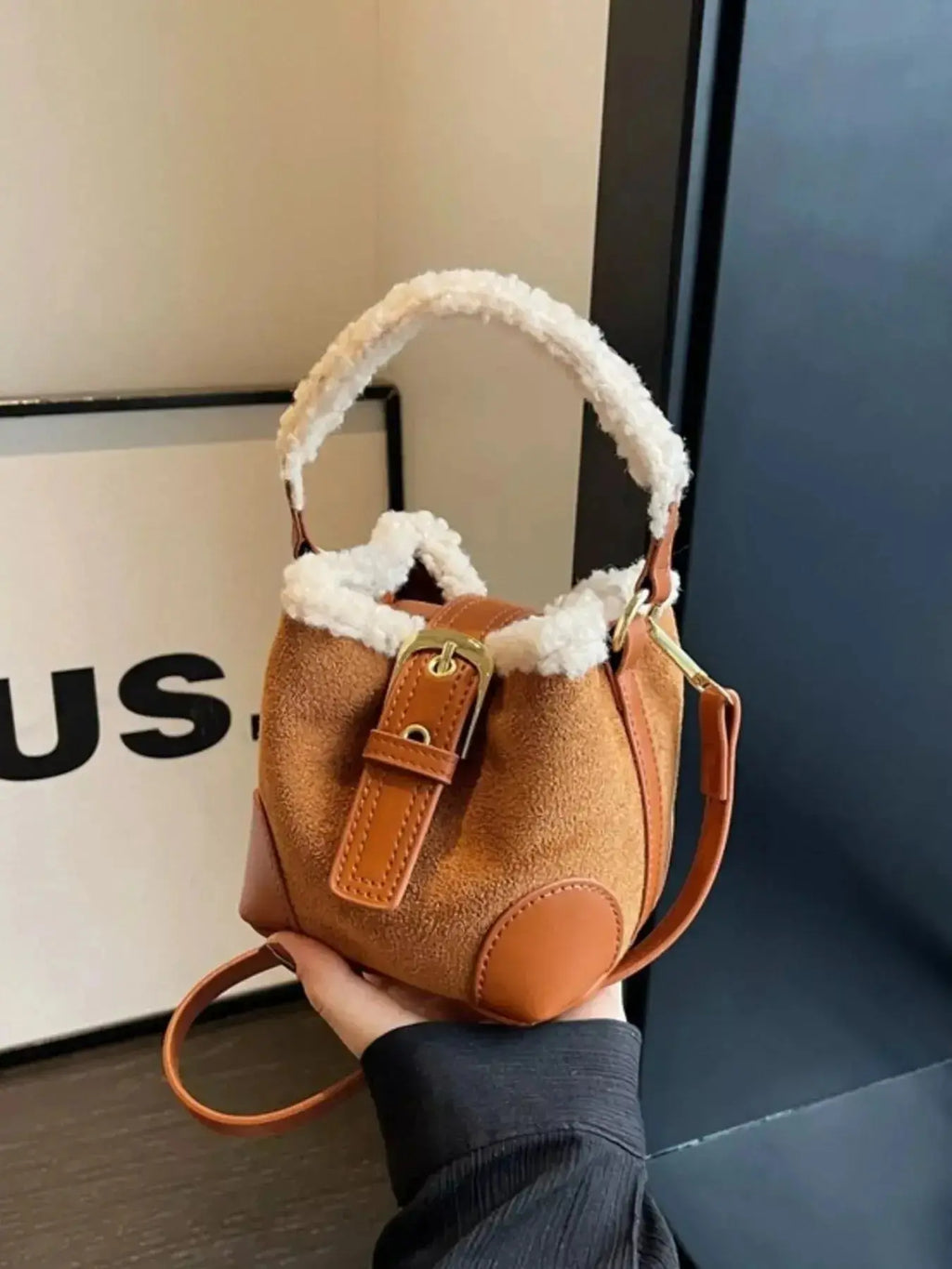 Fuzzy Trim Bucket Crossbody Bag - DaisyDrop 
